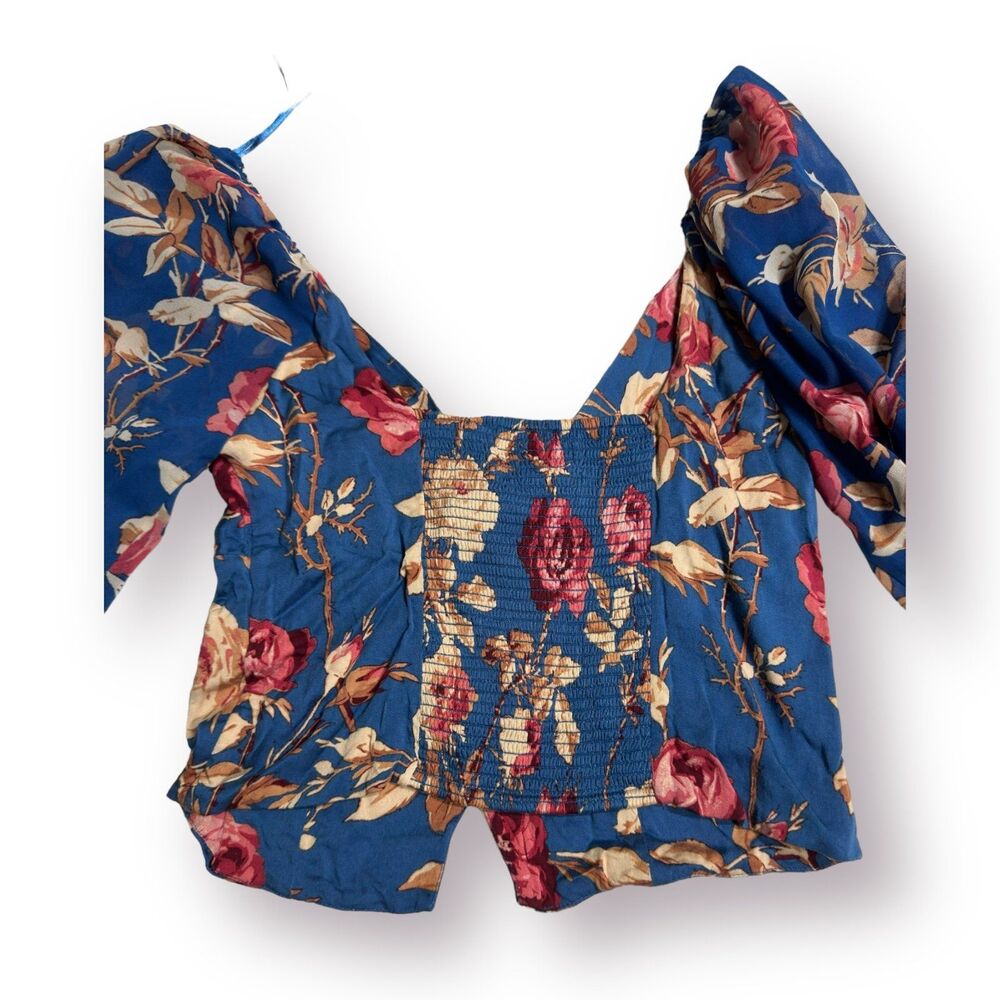 Urban Outfitters Blue Floral Blouse Fairy‎ Core Cropped Long Sleeve Smocked Back - Picture 4 of 6